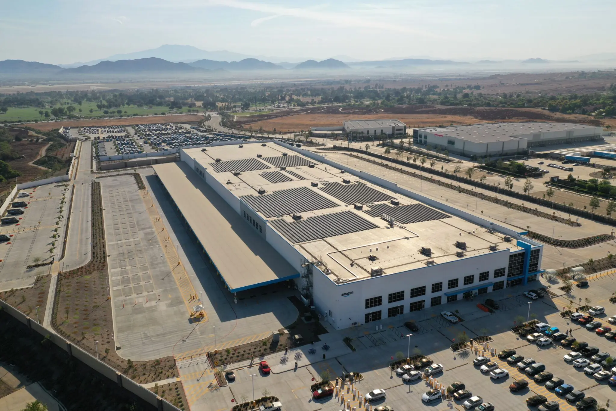 https://lewisofficeindustrial.com/wp-content/uploads/2026/07/20241007-DJT6-9-1024x683.jpg