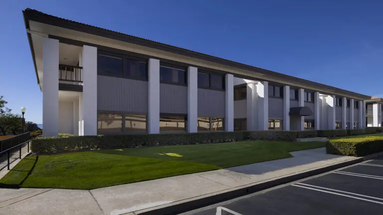 https://lewisofficeindustrial.com/wp-content/uploads/2026/07/Lewis-Offices-172-768x432.jpg
