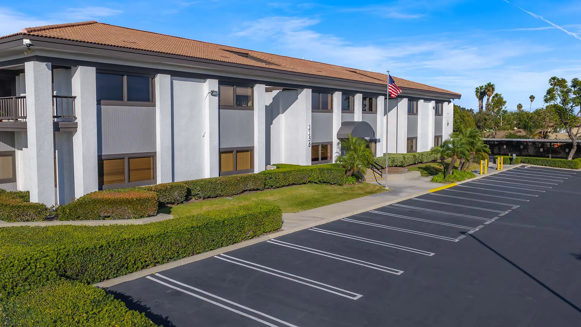 https://lewisofficeindustrial.com/wp-content/uploads/2026/07/Low-Parking-7-edit-1024x576.jpg